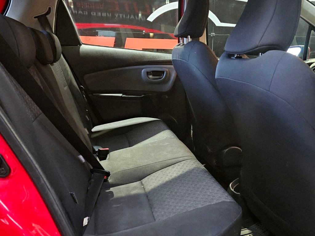 Used Toyota Yaris 2015 for sale - 77269174: Photo 21