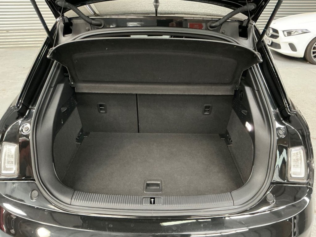 Used Audi A1 2014 for sale - 76787689: Photo 11