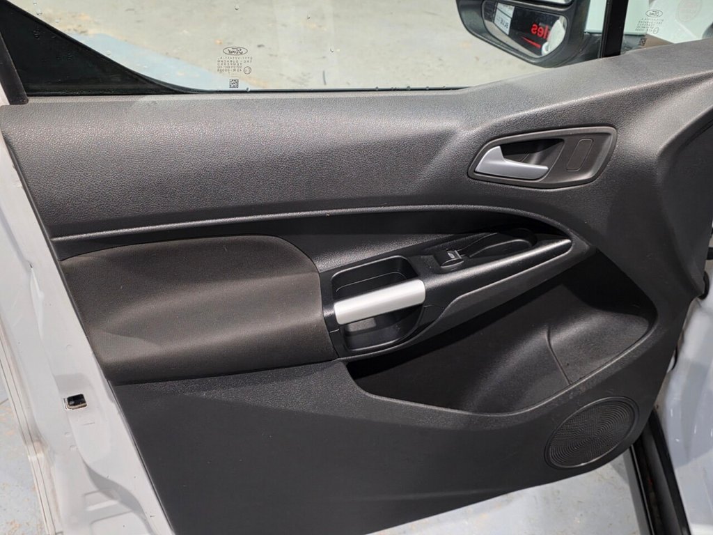 Used Ford Transit Connect 2017 for sale - 77558123: Photo 17