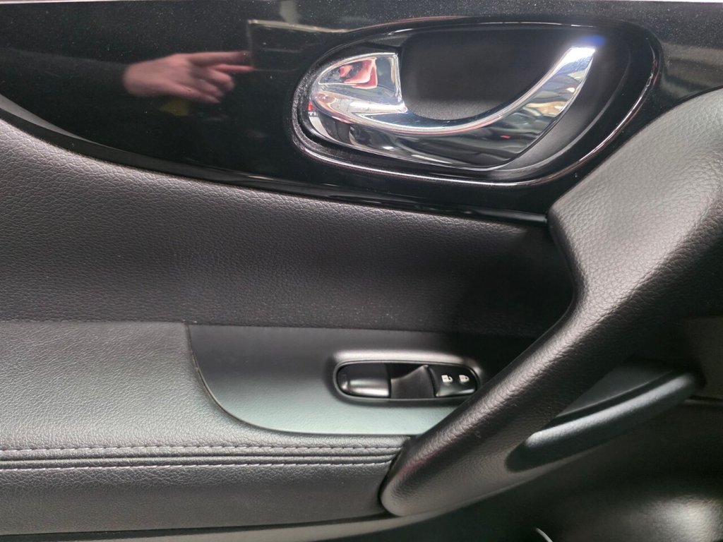 Used Nissan Qashqai 2015 for sale - 78212739: Photo 23