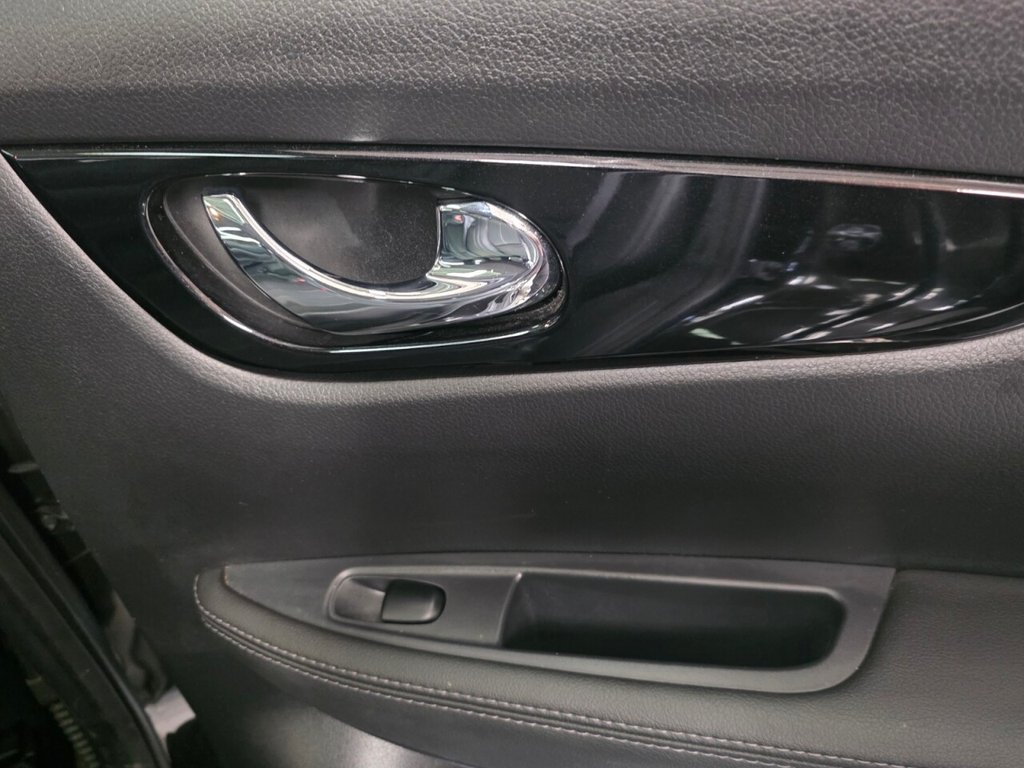 Used Nissan Qashqai 2015 for sale - 78212739: Photo 32