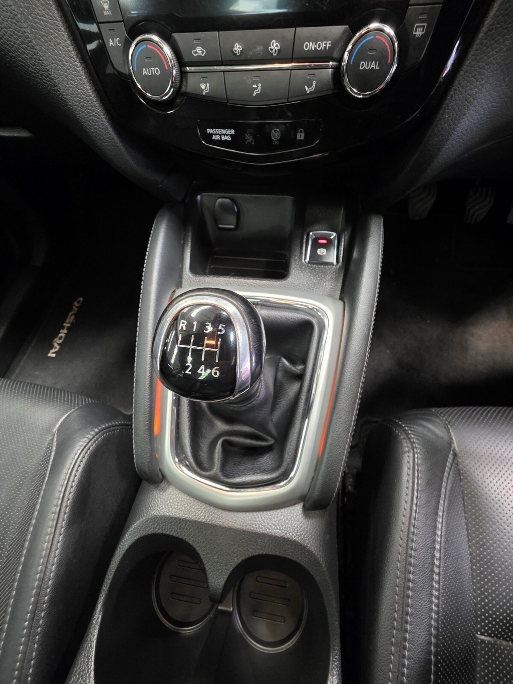 Used Nissan Qashqai 2015 for sale - 78212739: Photo 43