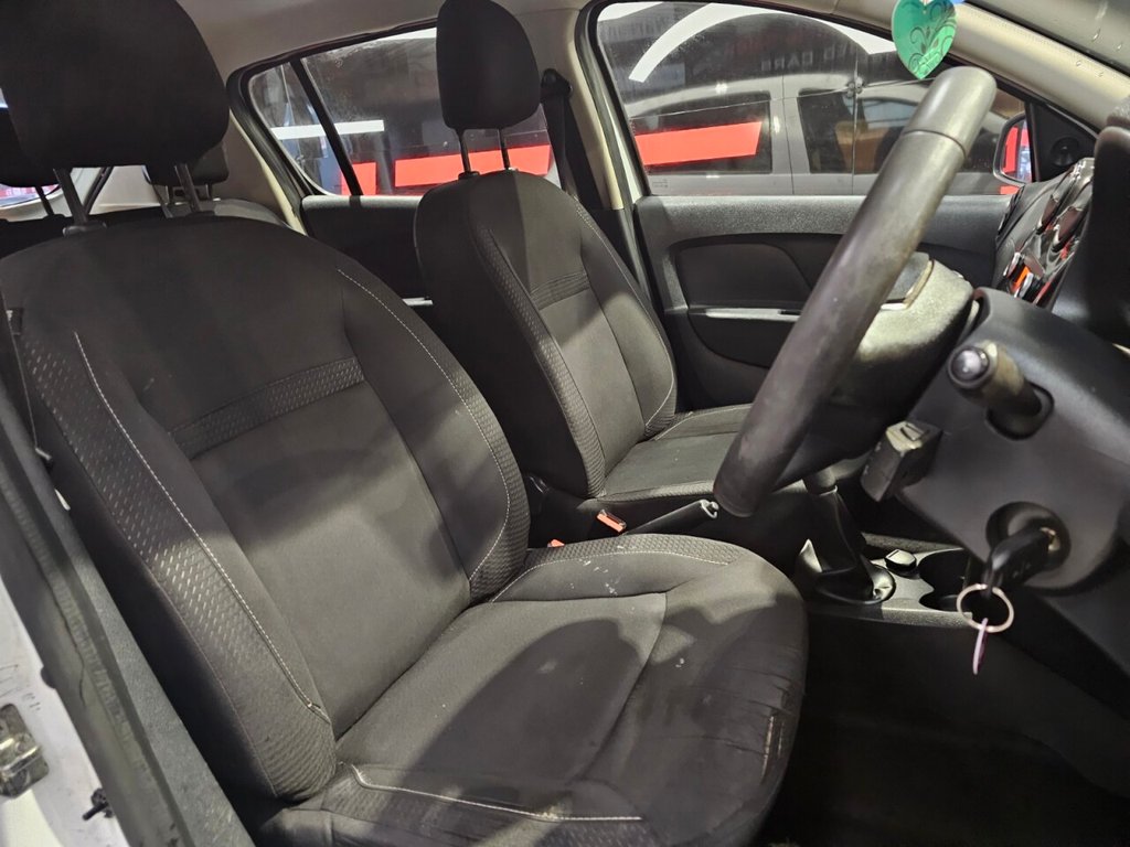 Used Dacia Sandero 2017 for sale - 76787705: Photo 10
