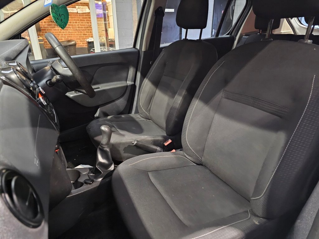 Used Dacia Sandero 2017 for sale - 76787705: Photo 14