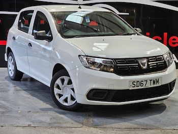 Used Dacia Sandero 2017 for sale - 76787705: Photo