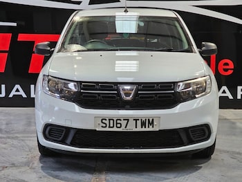 Used Dacia Sandero 2017 for sale - 76787705: Photo