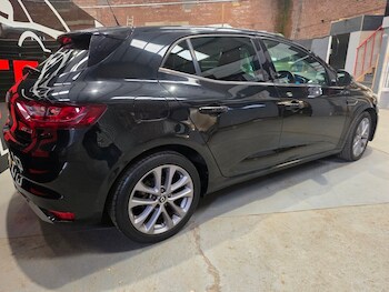 Used Renault Megane 2017 for sale - 78874511: Photo