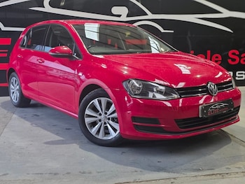 Used Volkswagen Golf 2014 for sale - 77360077: Photo