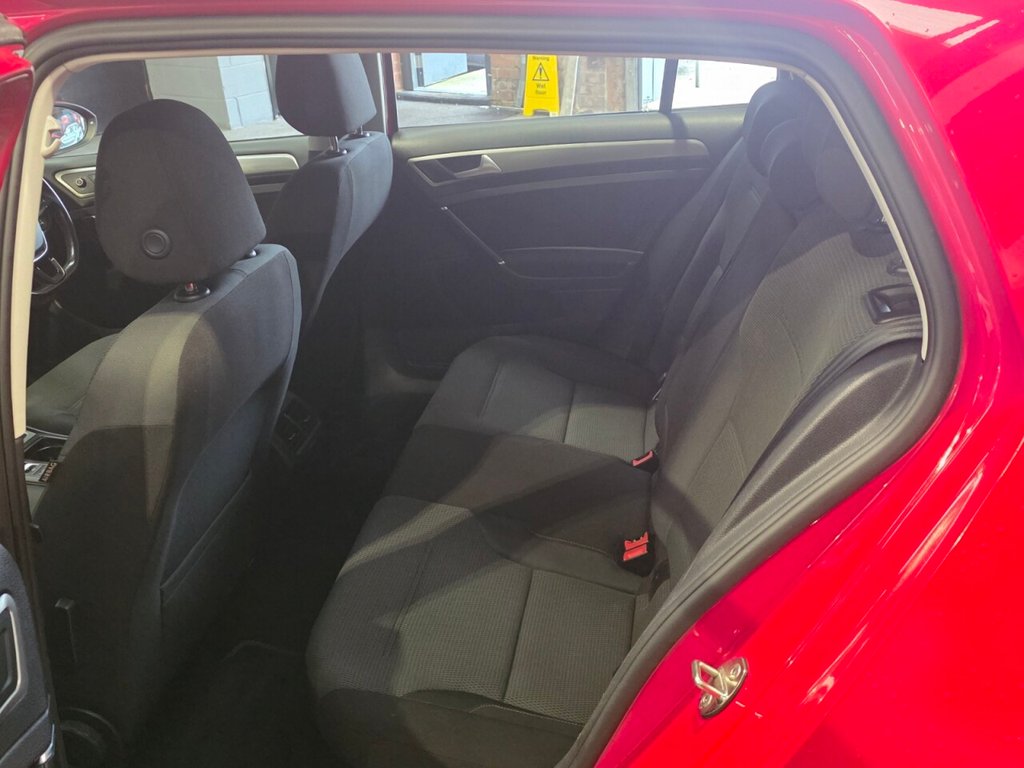 Used Volkswagen Golf 2014 for sale - 77360077: Photo 20