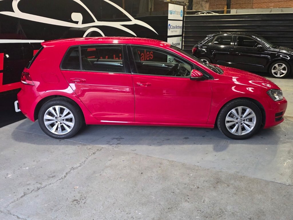 Used Volkswagen Golf 2014 for sale - 77360077: Photo 3