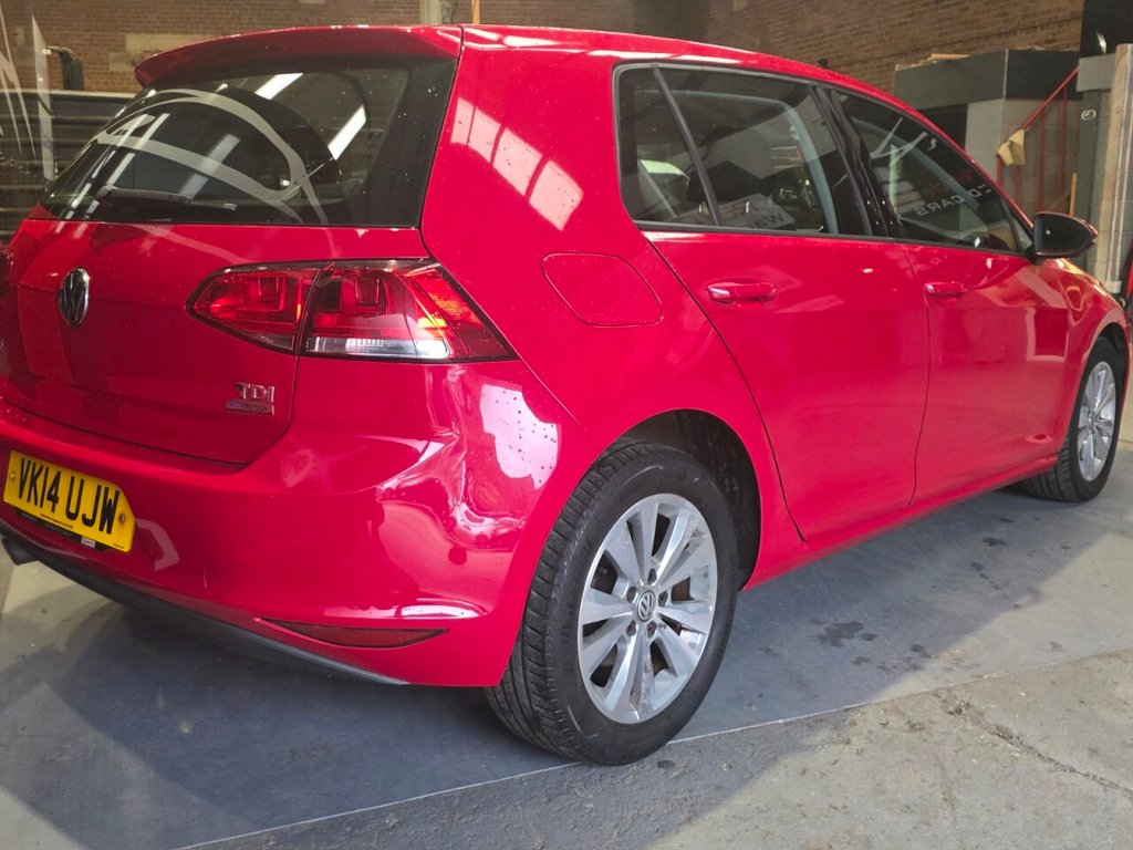 Used Volkswagen Golf 2014 for sale - 77360077: Photo 4