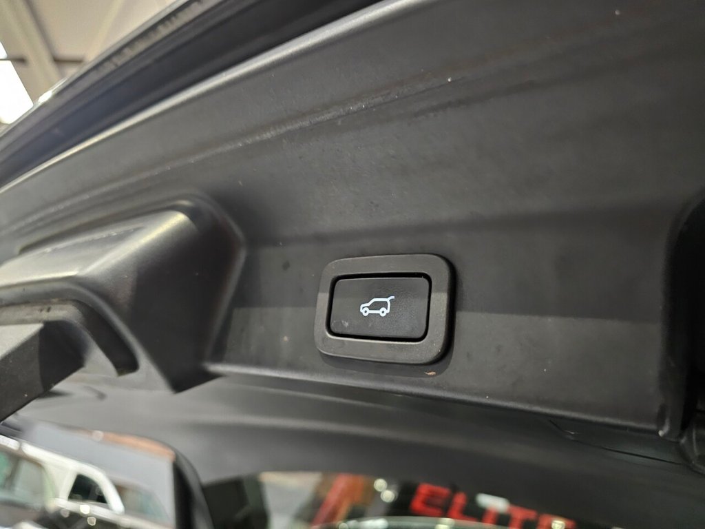 Used Jaguar F-Pace 2018 for sale - 76787717: Photo 13