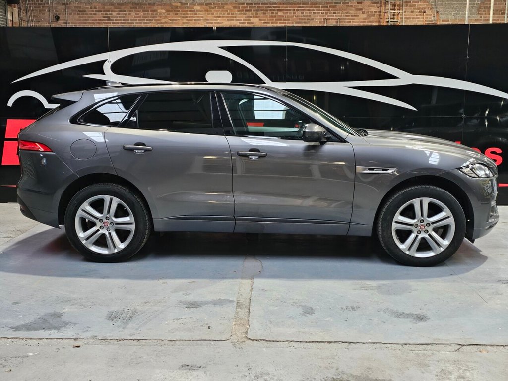Used Jaguar F-Pace 2018 for sale - 76787717: Photo 8