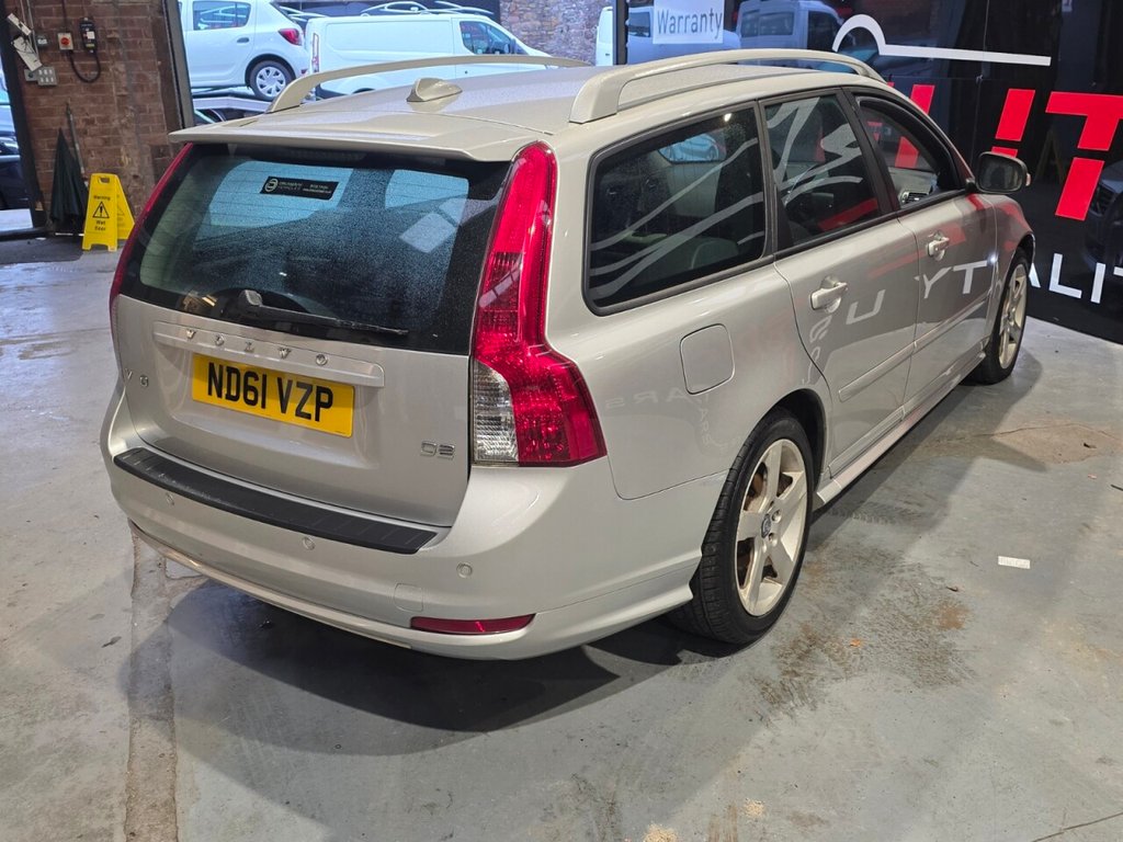 Used Volvo V50 2011 for sale - 77621166: Photo 3