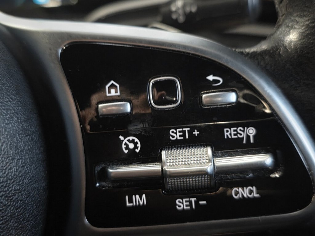 Used Mercedes-Benz A-Class 2018 for sale - 77557626: Photo 35