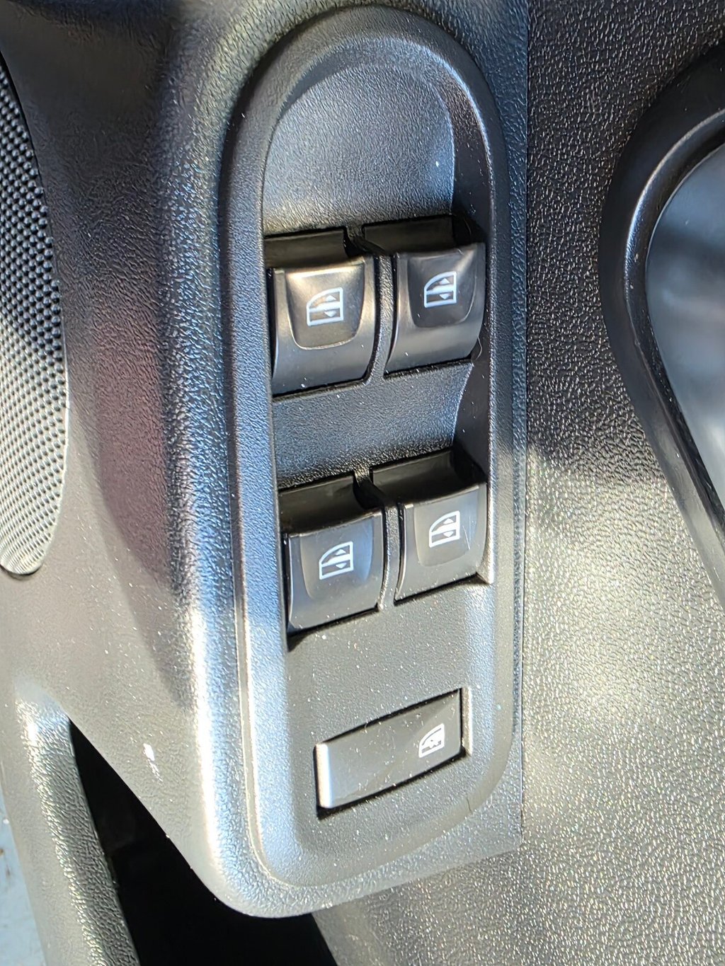 Used Dacia Duster 2018 for sale - 77360244: Photo 17