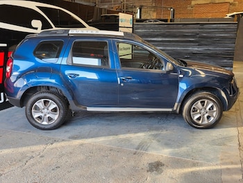 Used Dacia Duster 2018 for sale - 77360244: Photo