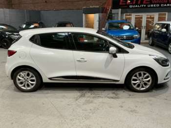 Used Renault Clio 2016 for sale - 74488606: Photo