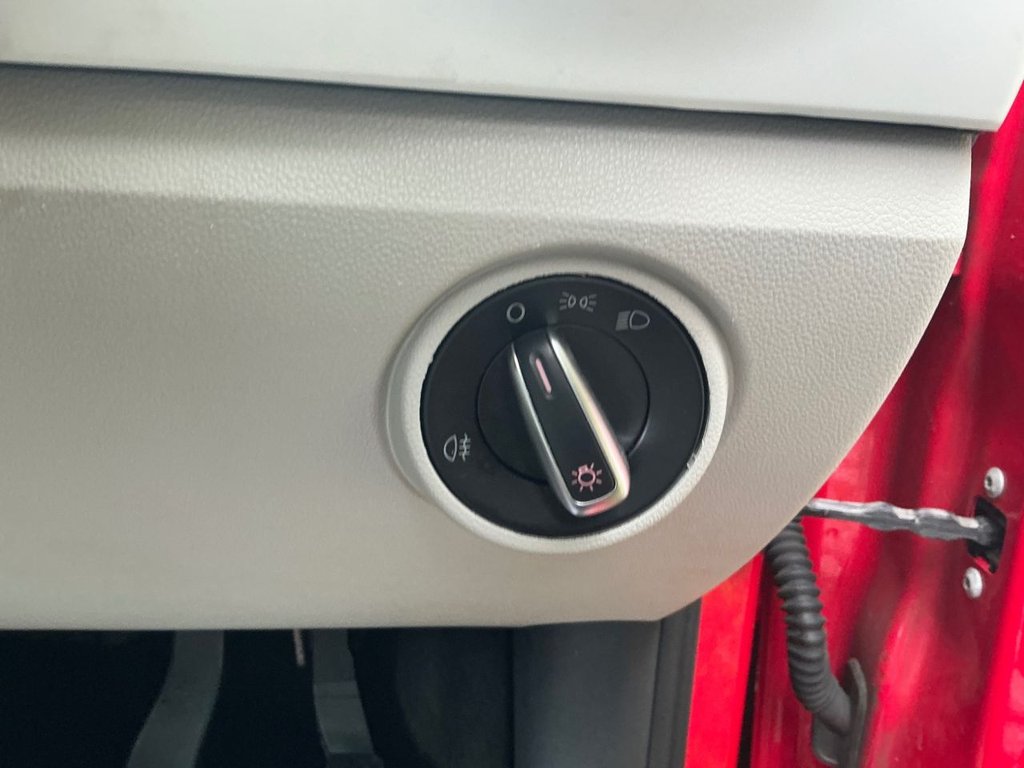 Used Volkswagen up! 2017 for sale - 76787684: Photo 25