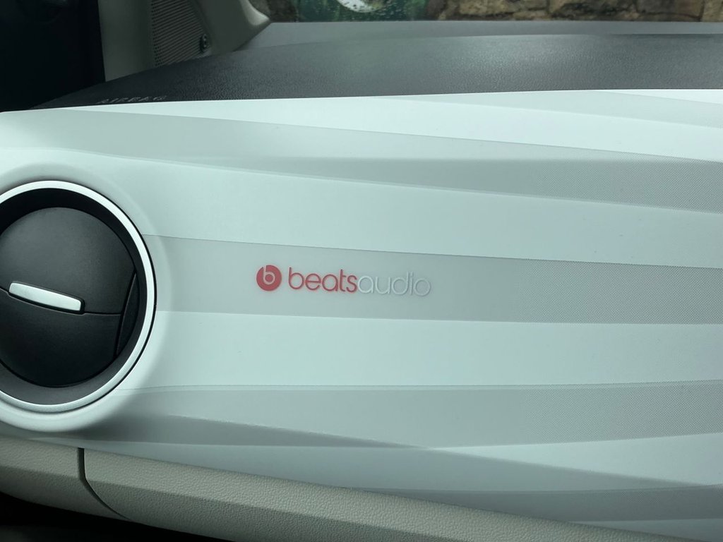 Used Volkswagen up! 2017 for sale - 76787684: Photo 27