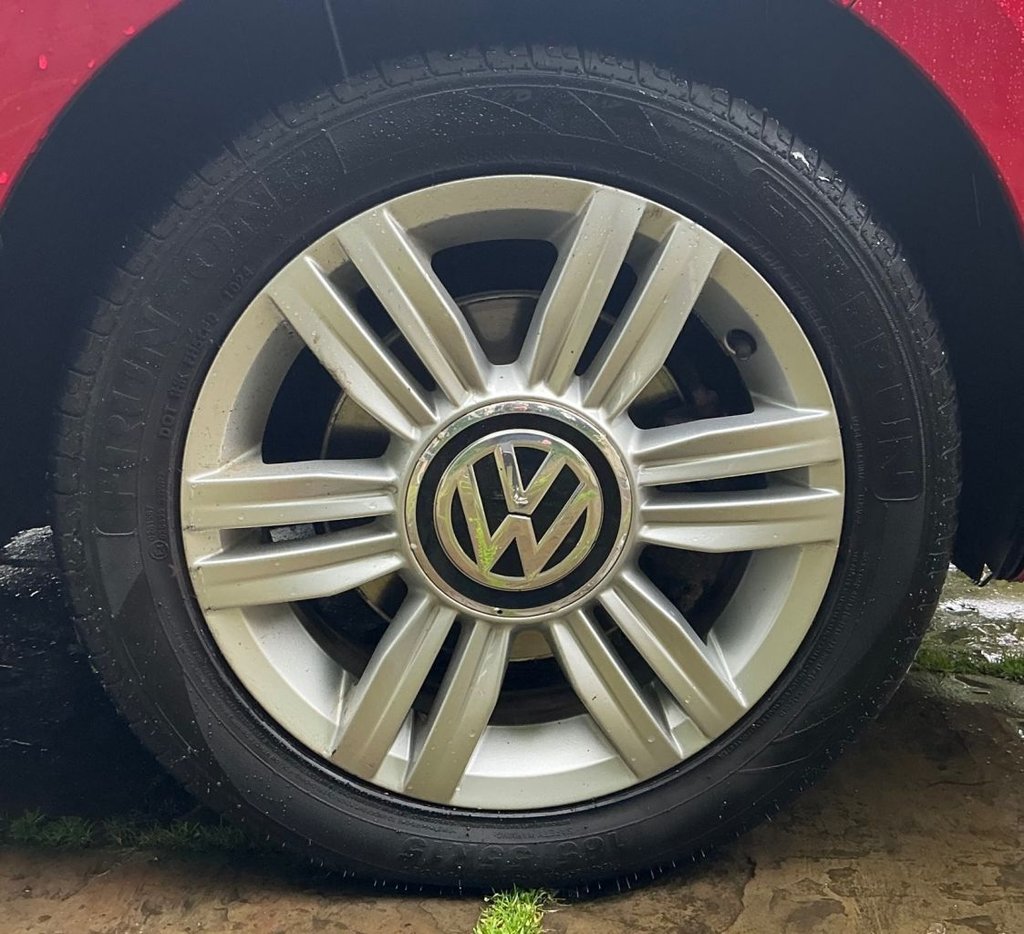 Used Volkswagen up! 2017 for sale - 76787684: Photo 32