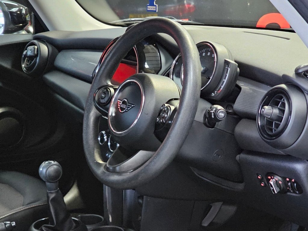 Used MINI Hatch 2019 for sale - 77193431: Photo 13