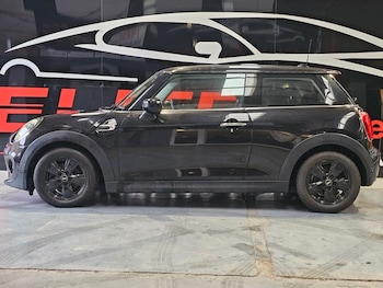 Used MINI Hatch 2019 for sale - 77193431: Photo