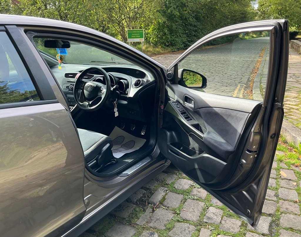 Used Honda Civic 2014 for sale - 76787698: Photo 14