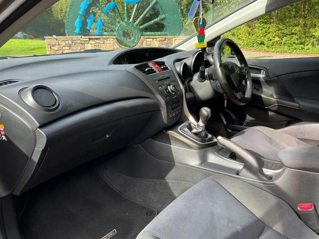 Used Honda Civic 2014 for sale - 76787698: Photo 19