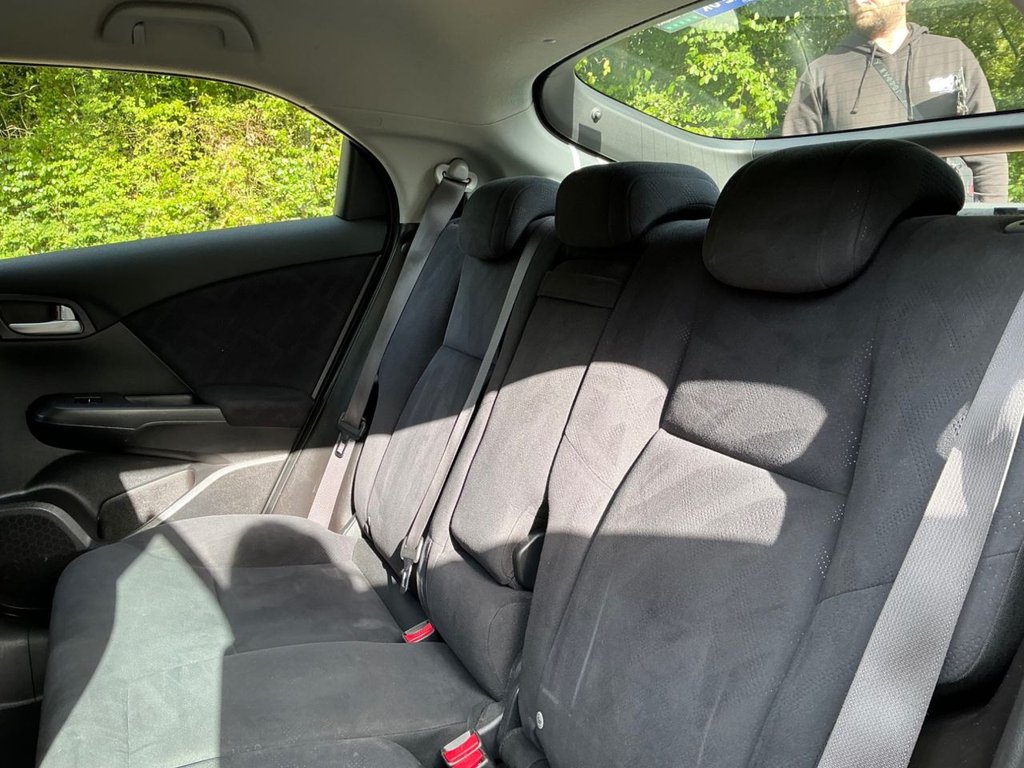 Used Honda Civic 2014 for sale - 76787698: Photo 24