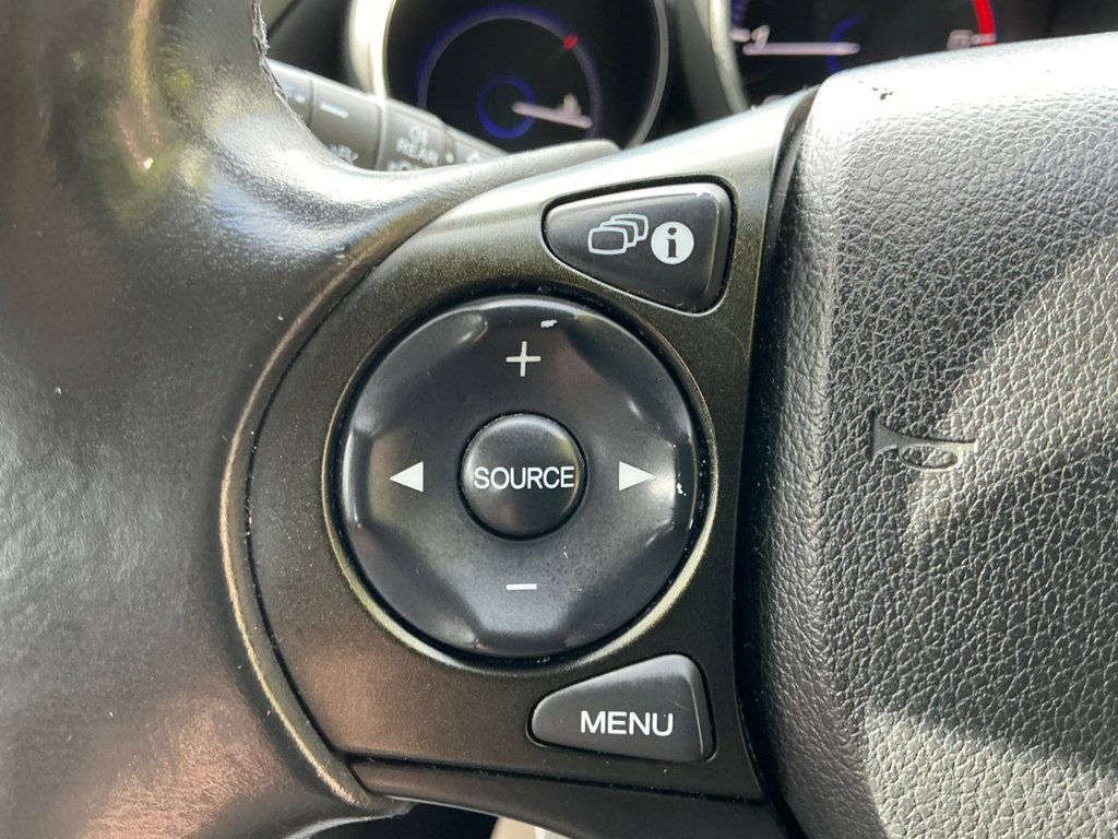 Used Honda Civic 2014 for sale - 76787698: Photo 29