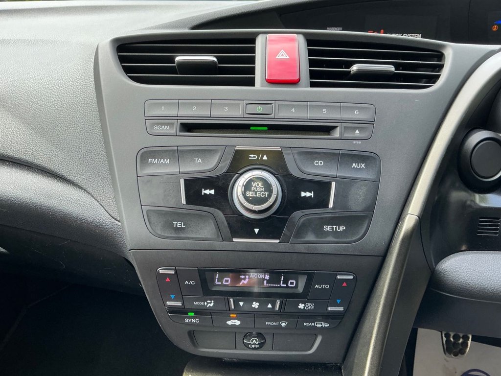 Used Honda Civic 2014 for sale - 76787698: Photo 34