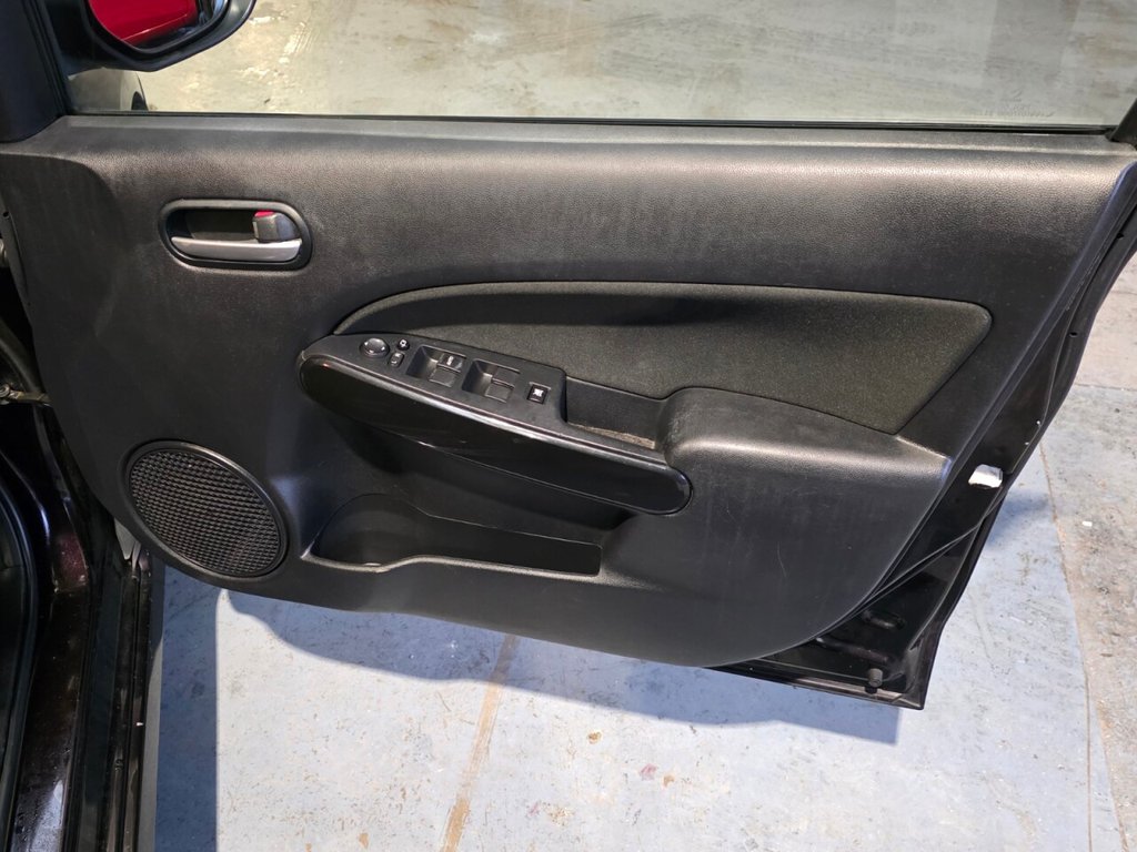 Used Mazda Mazda2 2014 for sale - 77269054: Photo 18