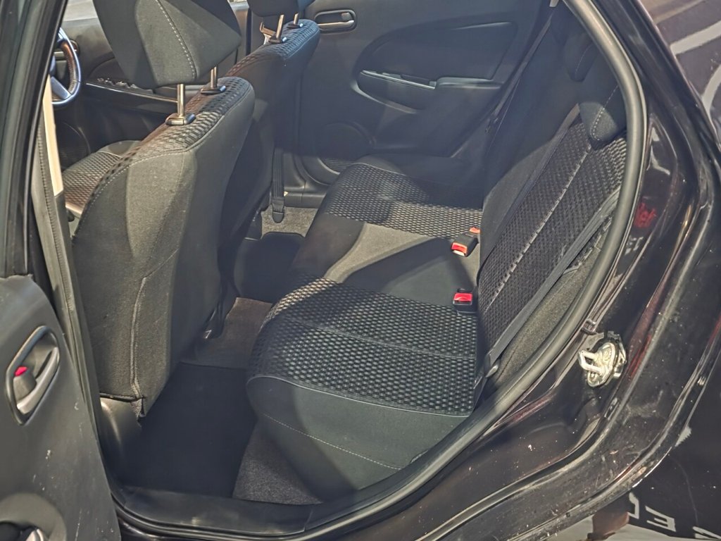 Used Mazda Mazda2 2014 for sale - 77269054: Photo 23