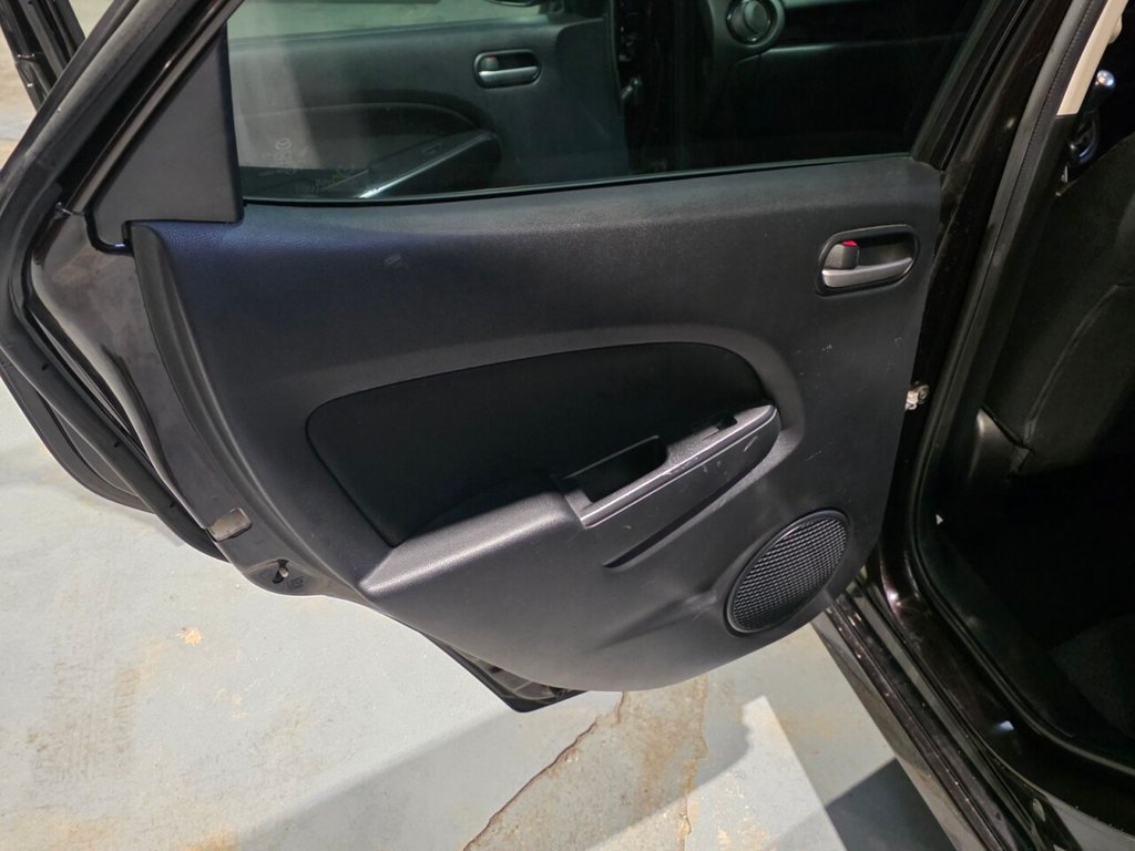 Used Mazda Mazda2 2014 for sale - 77269054: Photo 25