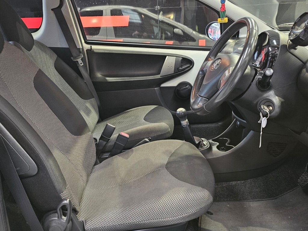 Used Toyota AYGO 2014 for sale - 77820441: Photo 11