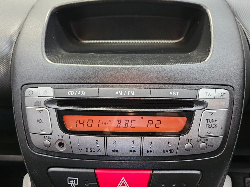 Used Toyota AYGO 2014 for sale - 77820441: Photo 13