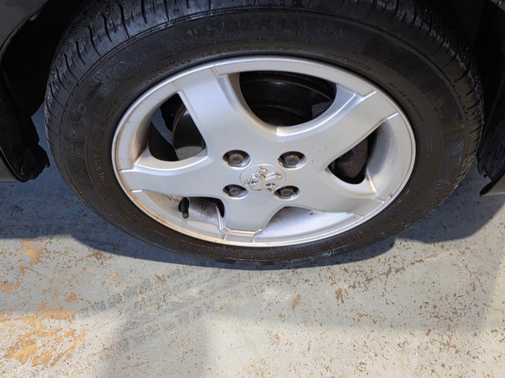 Used Peugeot 107 2010 for sale - 77557994: Photo 11