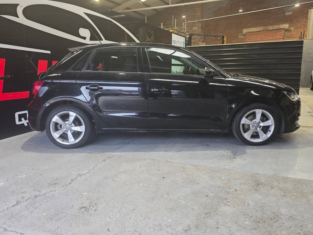 Used Audi A1 2015 for sale - 77885076: Photo 2
