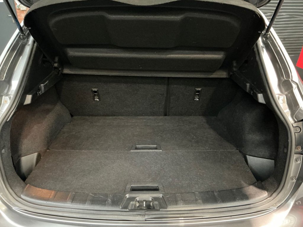 Used Nissan Qashqai 2014 for sale - 77193385: Photo 11