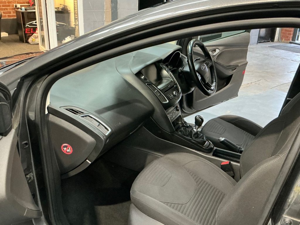 Used Ford Focus 2015 for sale - 76787694: Photo 28