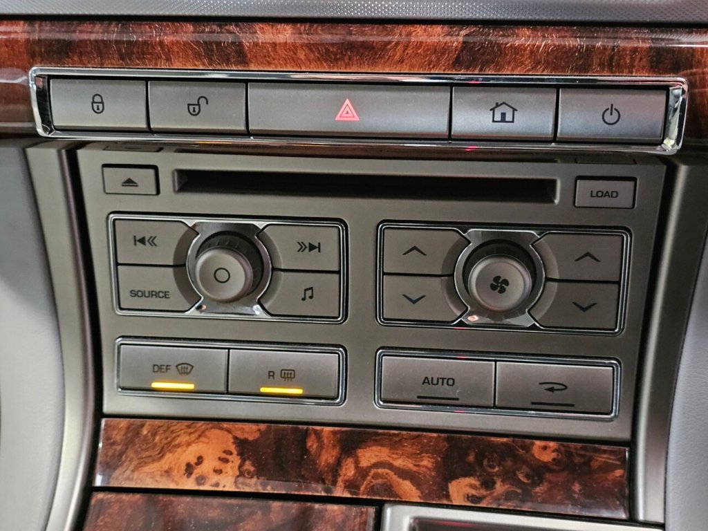 Used Jaguar XF 2010 for sale - 76787716: Photo 21