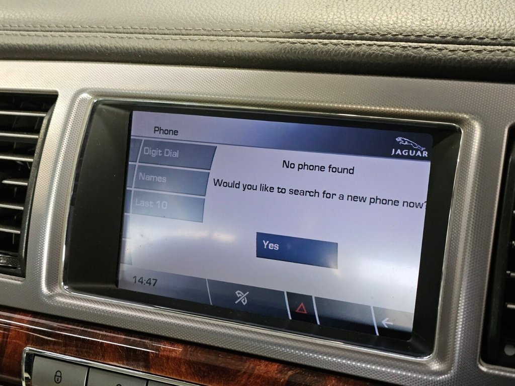 Used Jaguar XF 2010 for sale - 76787716: Photo 25