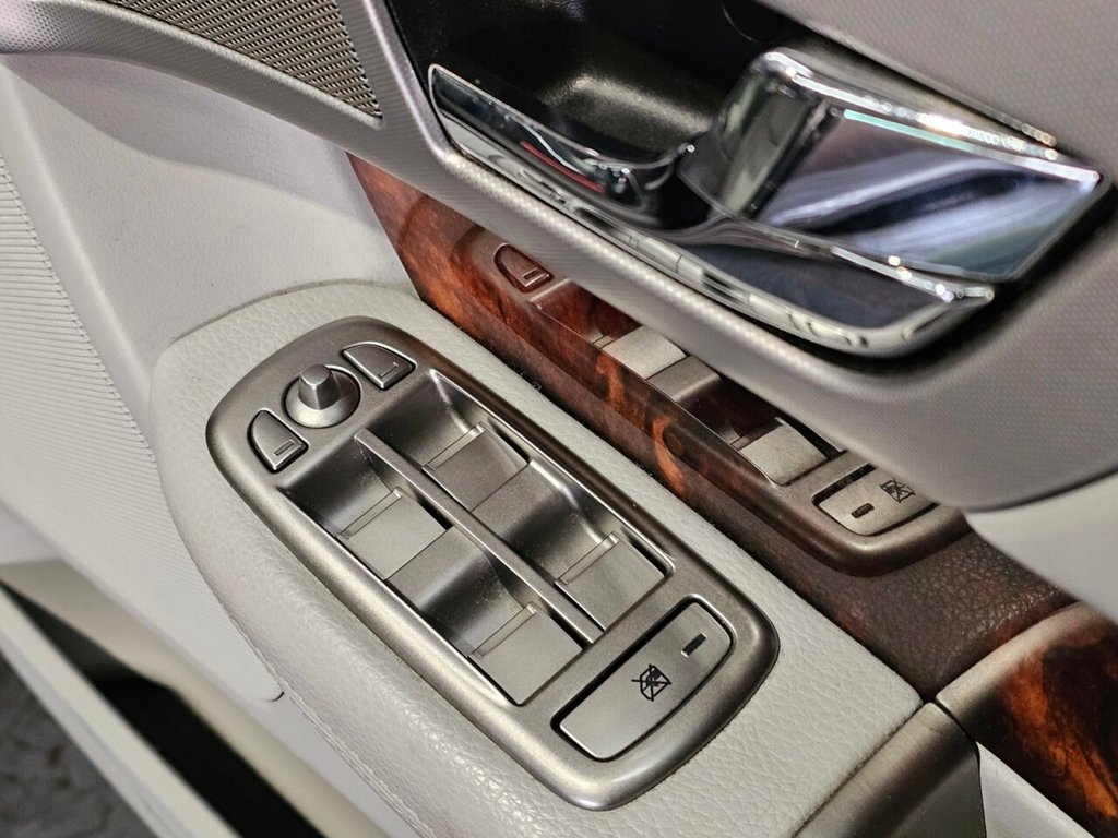 Used Jaguar XF 2010 for sale - 76787716: Photo 9