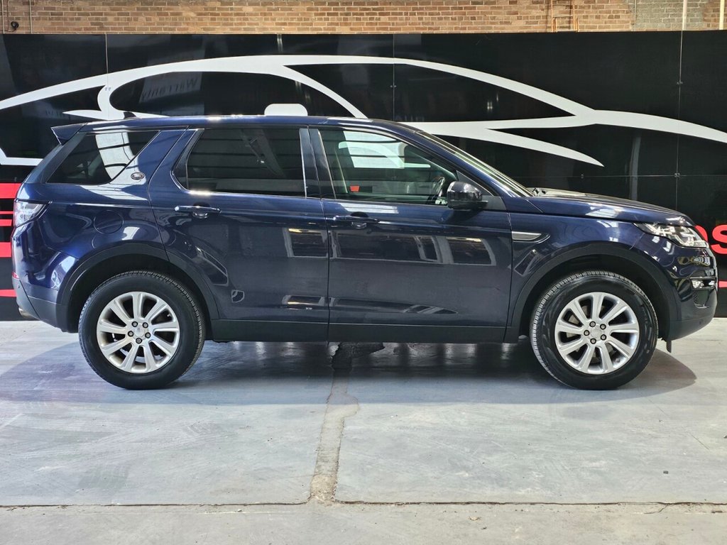 Used Land Rover Discovery Sport 2015 for sale - 76787699: Photo 8