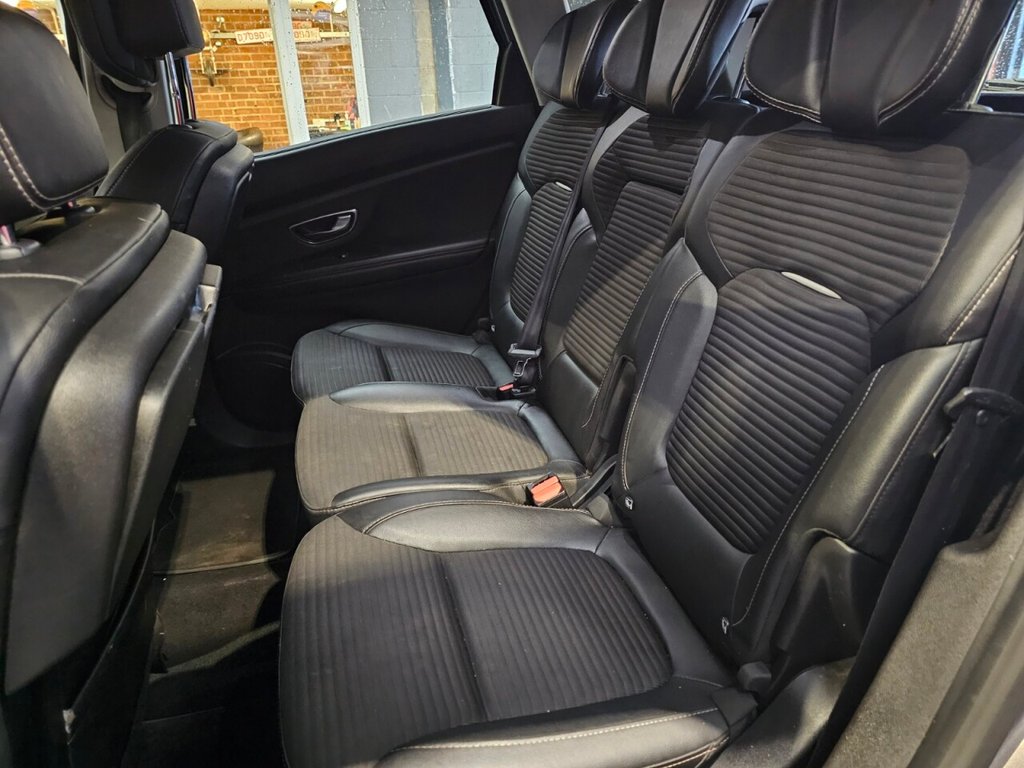 Used Renault Scenic 2018 for sale - 76787701: Photo 19