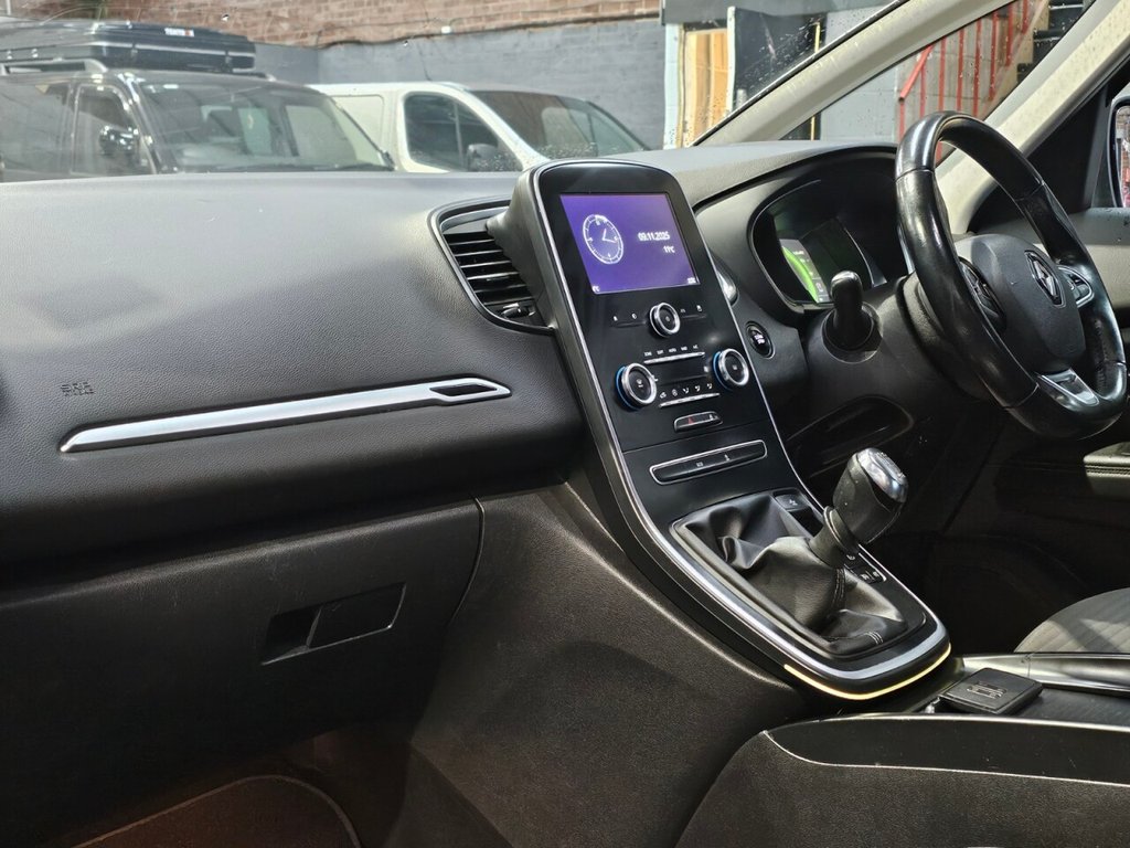 Used Renault Scenic 2018 for sale - 76787701: Photo 20