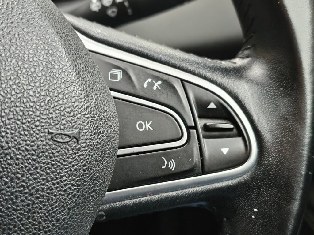 Used Renault Scenic 2018 for sale - 76787701: Photo 28