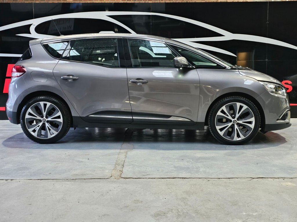 Used Renault Scenic 2018 for sale - 76787701: Photo 8