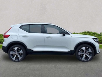 Used Volvo XC40 2025 for sale - 78703592: Photo